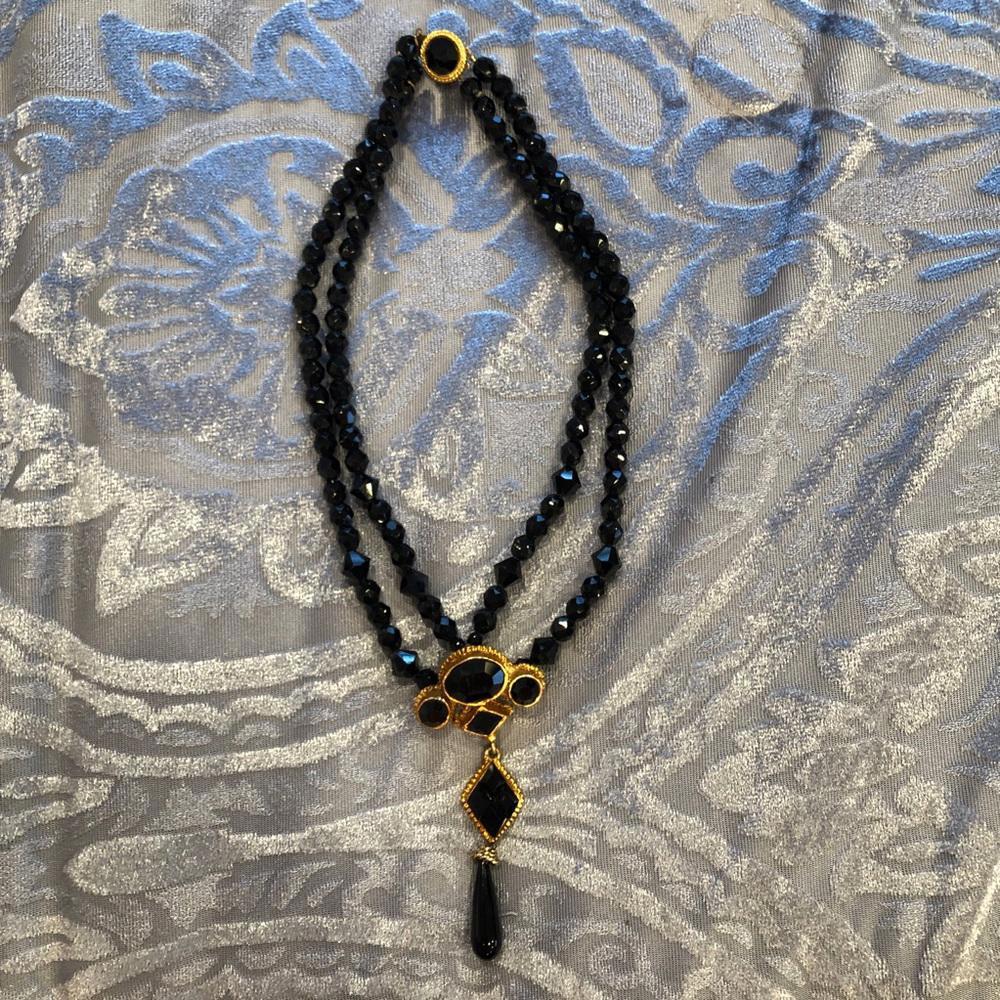 Black and Gold Vintage Style Necklace